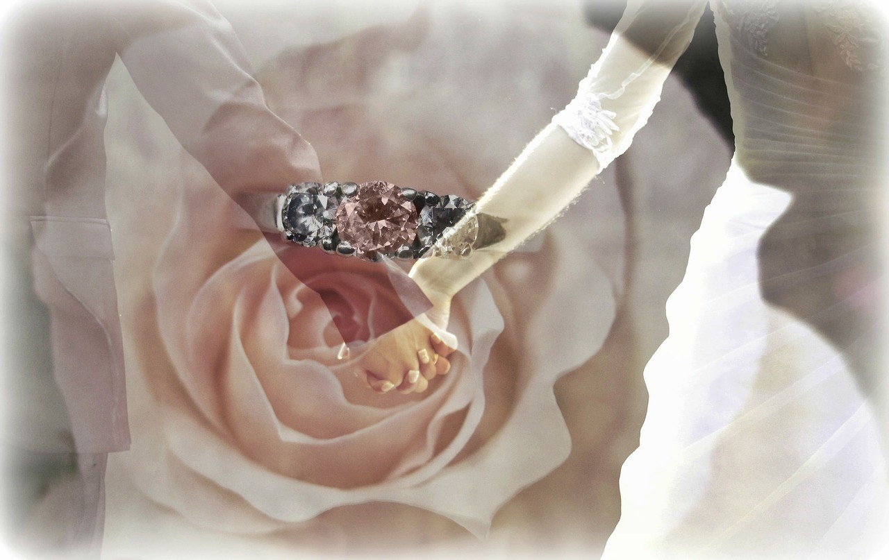婚約指輪として使われるダイヤモンド