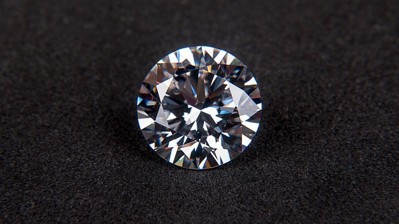 合成ダイヤモンド 人工ダイヤモンド