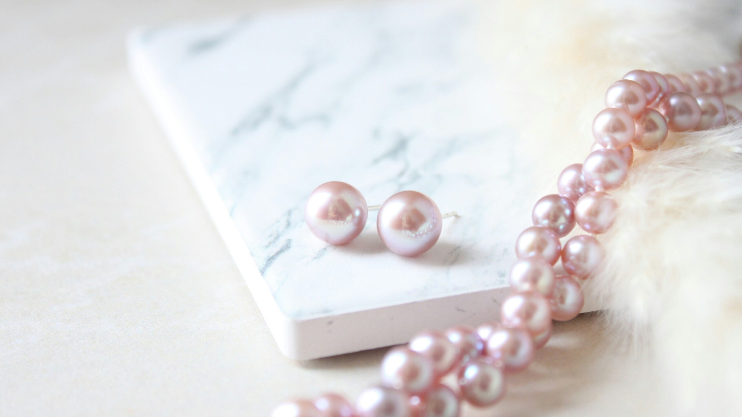 パール ピアス ブランド