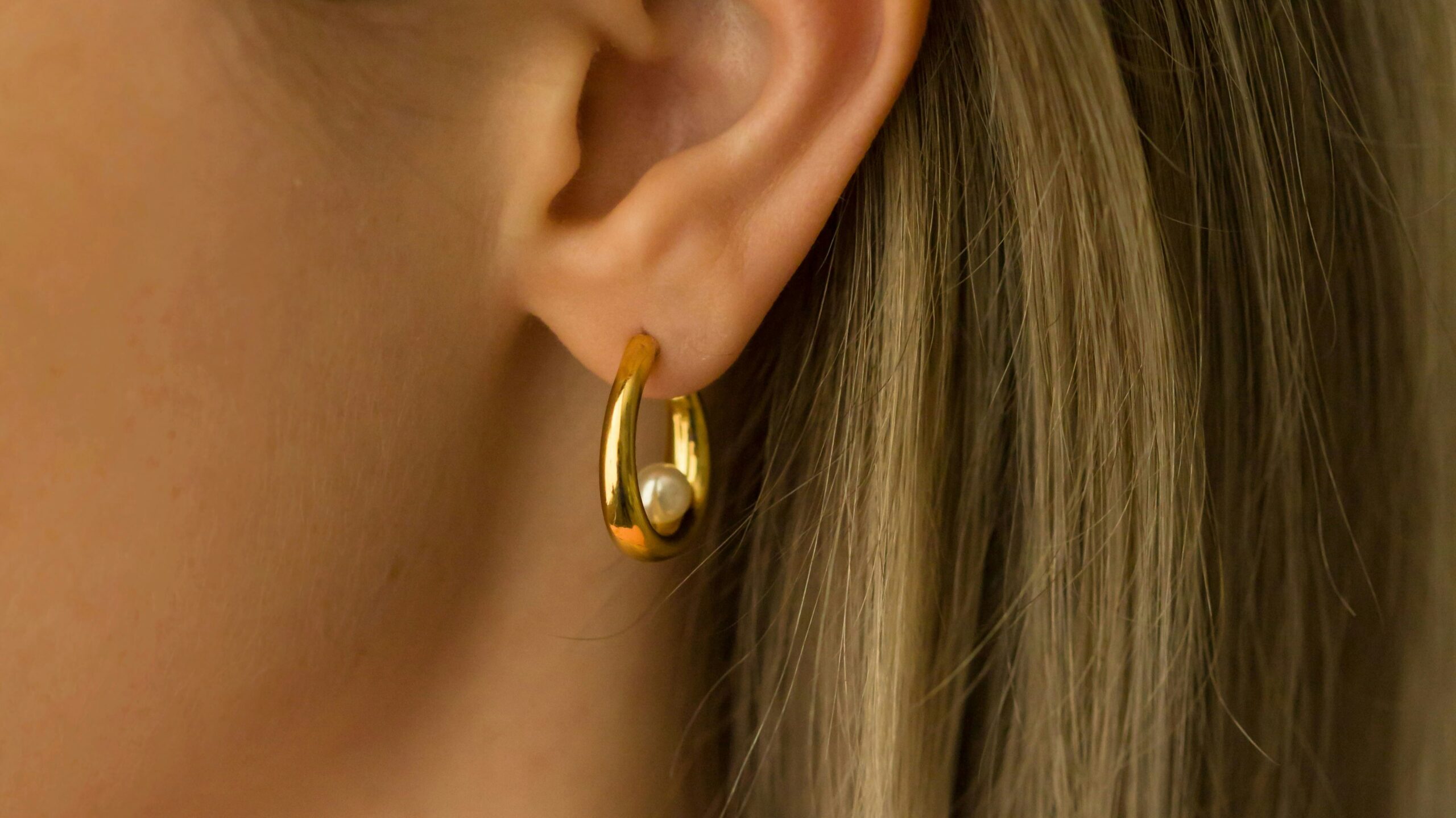 パール ピアス ブランド